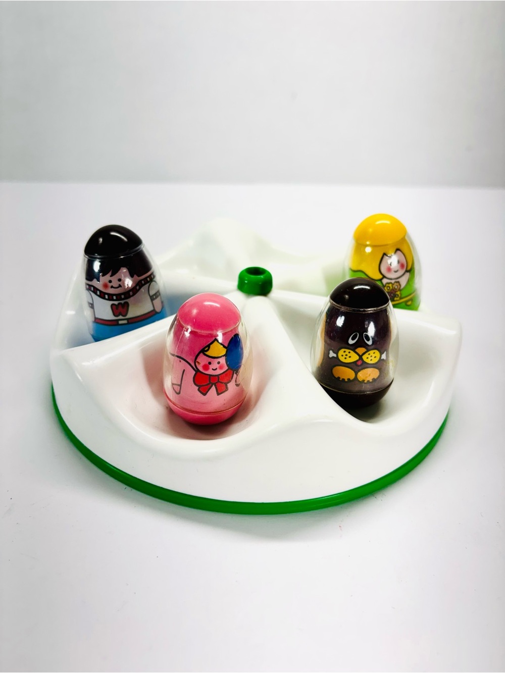 Hasbro Weebles Playground Merry-Go-Round With 4 Figures 1973 Vintage